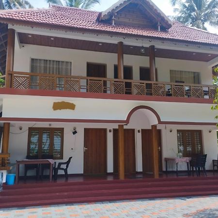 Marari Anna Beach Villa Mararikulam Zewnętrze zdjęcie