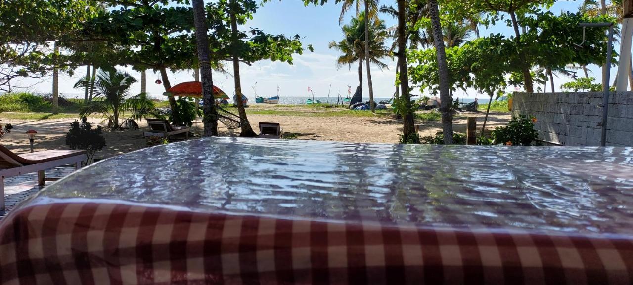 Marari Anna Beach Villa Mararikulam Zewnętrze zdjęcie