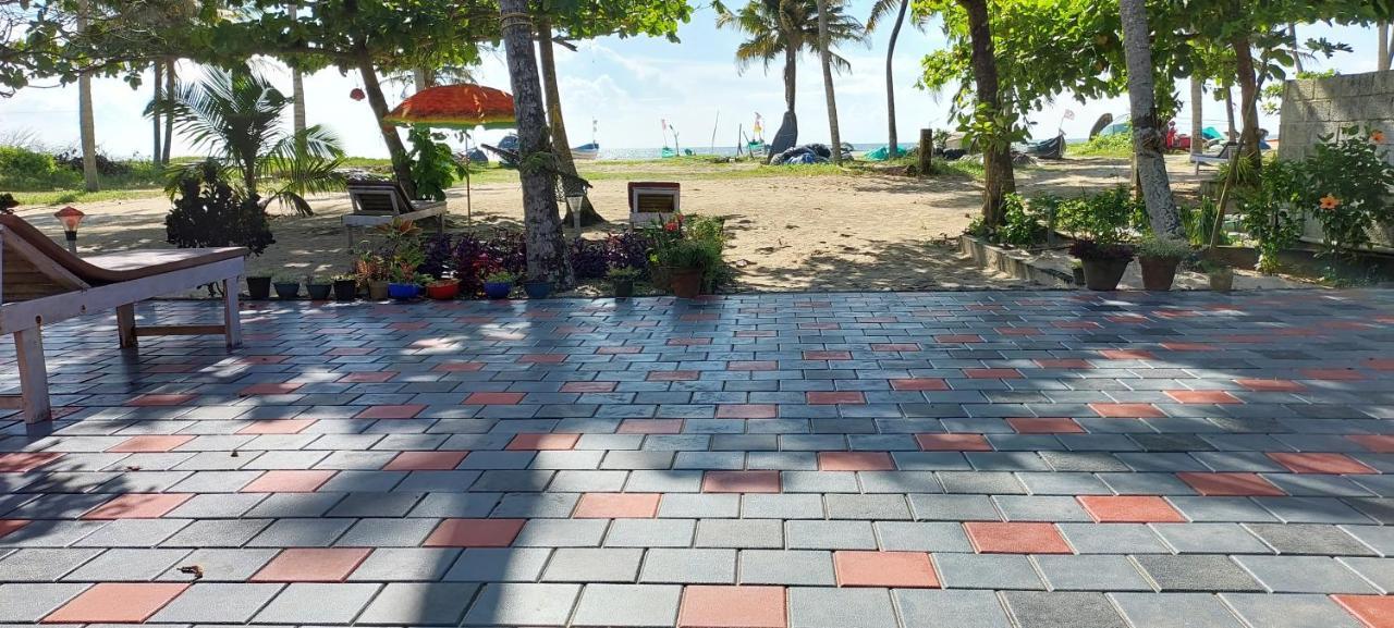 Marari Anna Beach Villa Mararikulam Zewnętrze zdjęcie