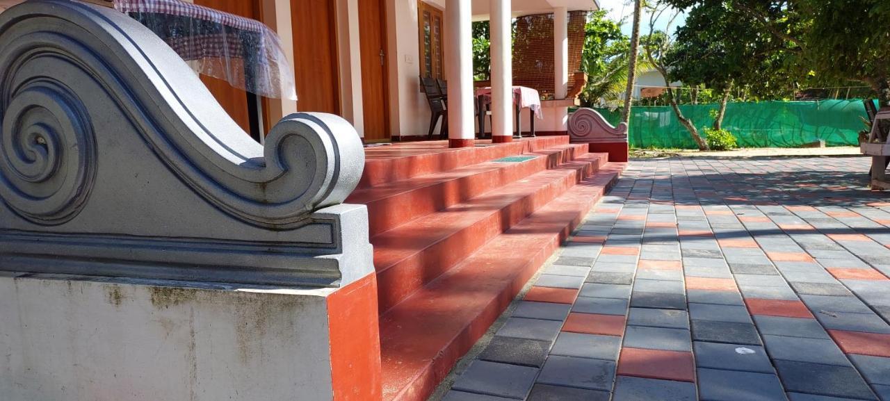 Marari Anna Beach Villa Mararikulam Zewnętrze zdjęcie