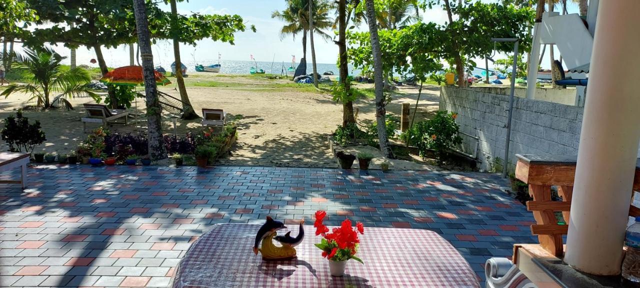 Marari Anna Beach Villa Mararikulam Zewnętrze zdjęcie