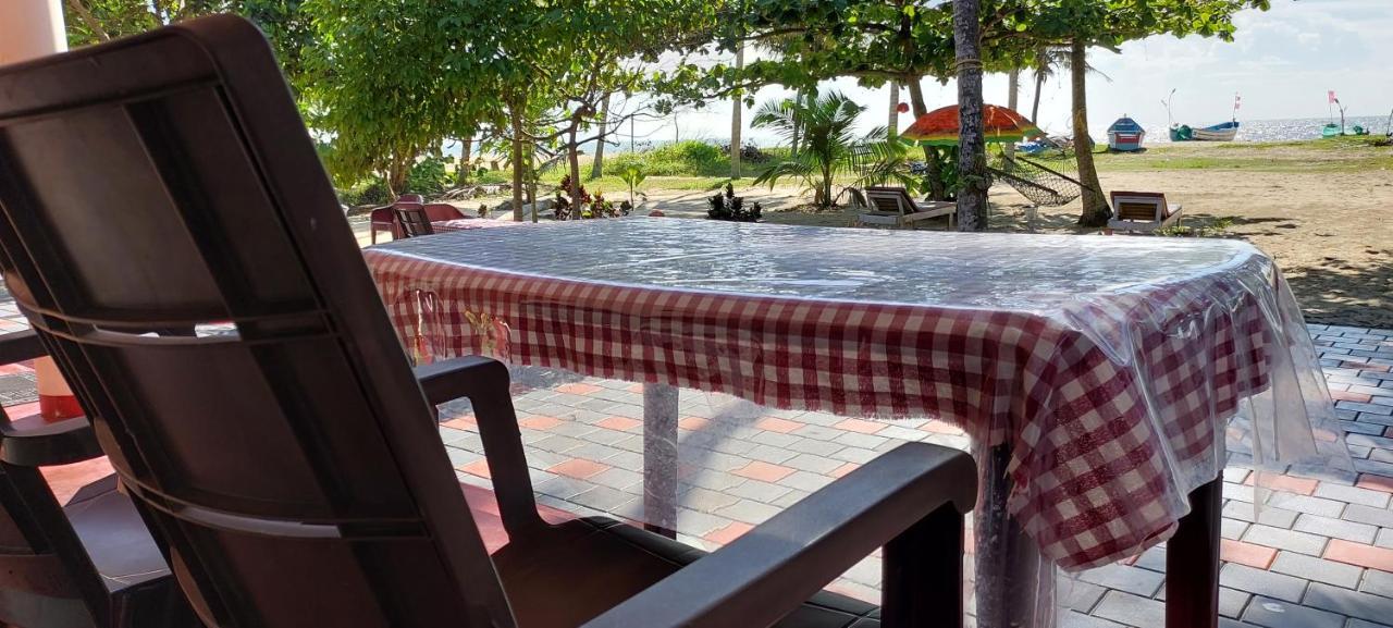 Marari Anna Beach Villa Mararikulam Zewnętrze zdjęcie