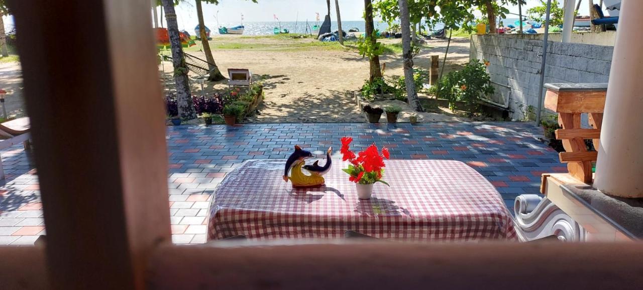Marari Anna Beach Villa Mararikulam Zewnętrze zdjęcie